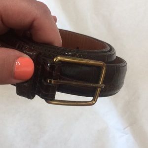 (Size 32) Genuine brown alligator brass buckle belt